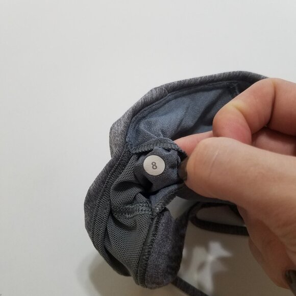 Lululemon Free To Be Wild Sports Bra Size 8 - Picture 4 of 4